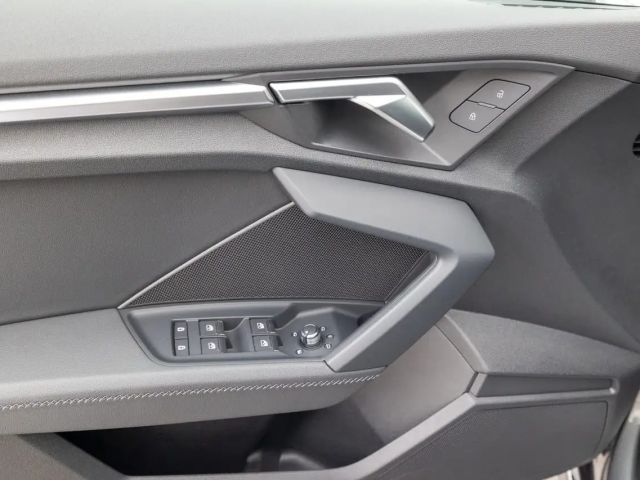 Audi A3 35 TFSI S-Line Sedan Sportback