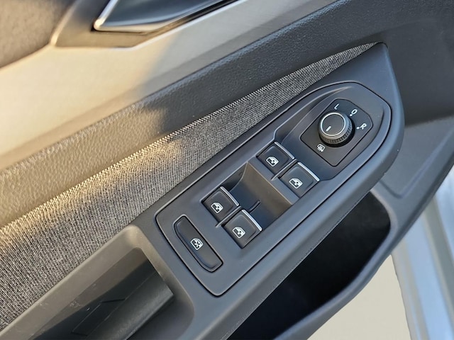 Volkswagen Golf Life Variant