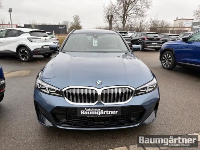 BMW 330 330i M-Sport Touring xDrive