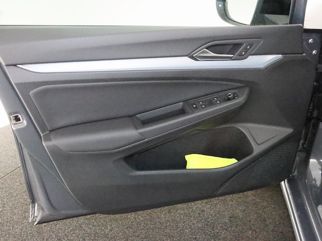 Volkswagen Golf 1.5 eTSI Golf VIII Life