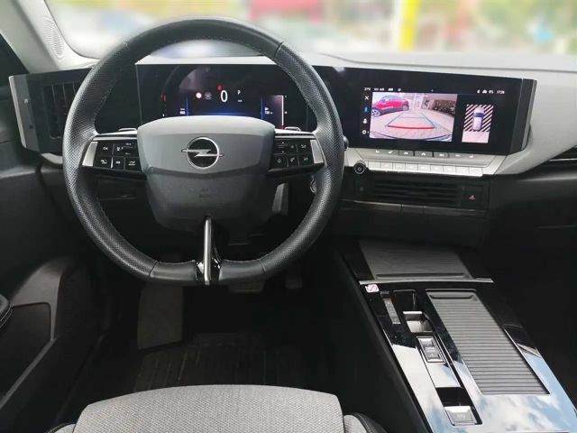 Opel Astra Business Elegance