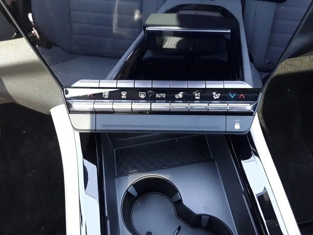 Renault Espace E-Tech Iconic