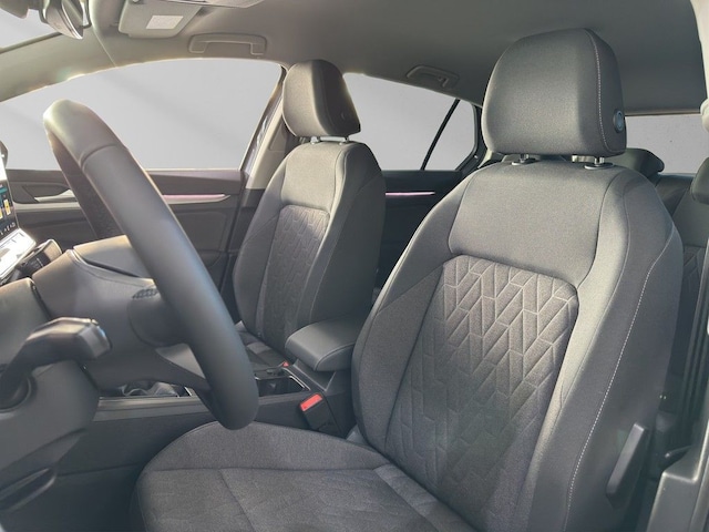 Volkswagen Golf Business Life