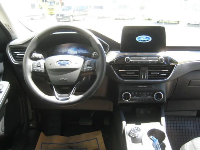 Ford Kuga AWD Titanium
