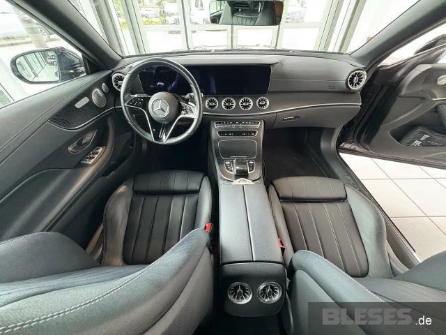 Mercedes-Benz E 200 AVANTGARDE Cabriolet