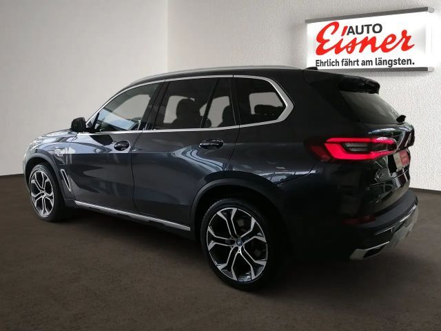 BMW X5 xDrive45e