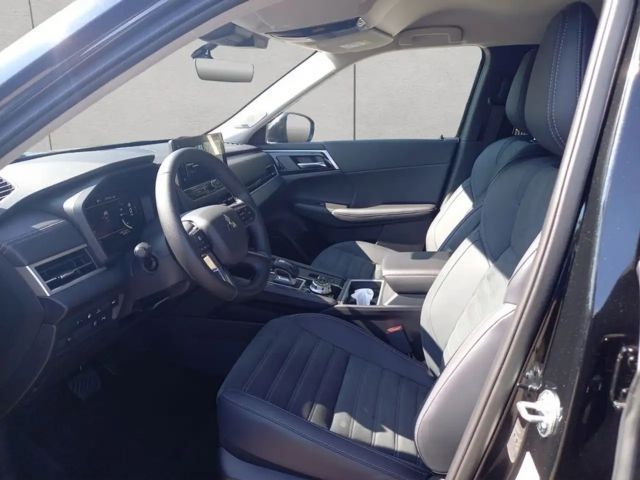 Mitsubishi Outlander 4WD PHEV