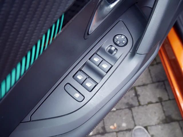 Peugeot E-2008 Allure Pack