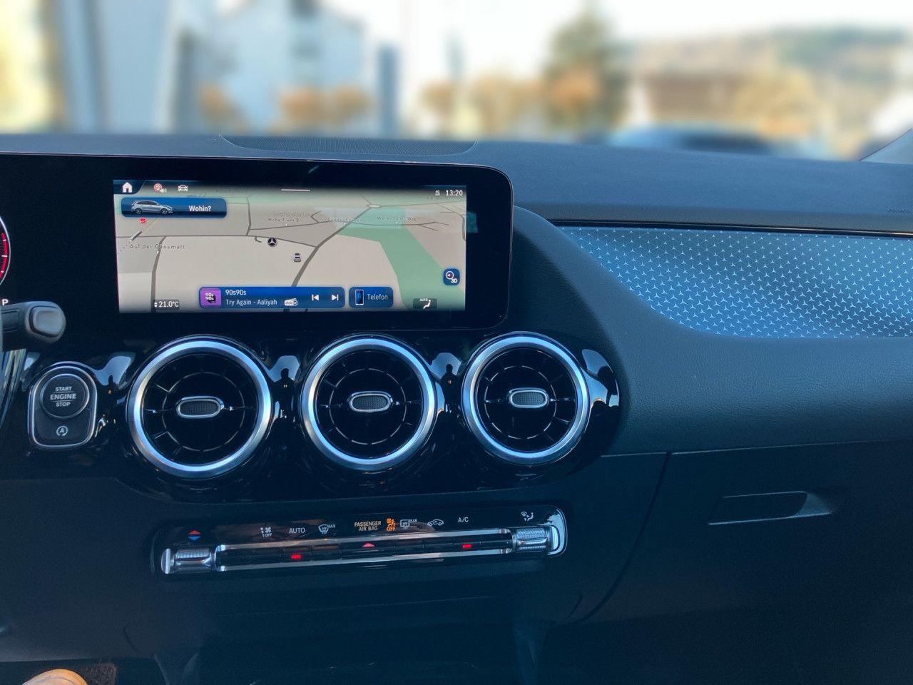 Mercedes-Benz B 180 Sedan