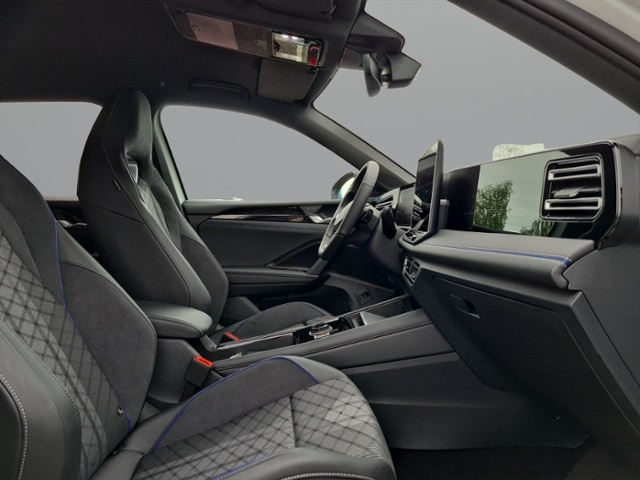 Volkswagen Tiguan 2.0 TDI DSG 4Mo R-Line+AHK+MATRIX+BLACKSTYLE+NAVI+SHZ