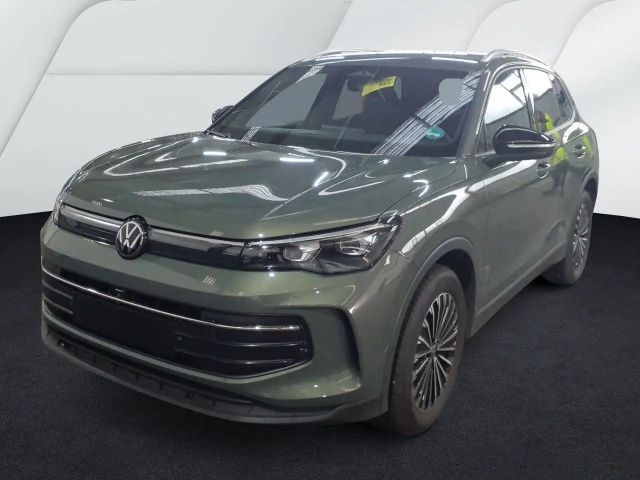 Volkswagen Tiguan 1.5 eTSI DSG IQ.Drive
