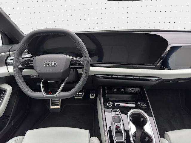 Audi A6 Avant Quattro S-Tronic