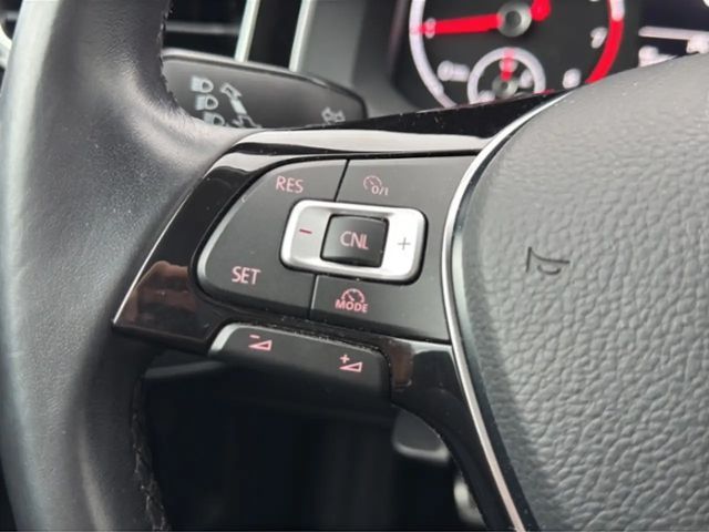 Volkswagen Polo Active 1.0 *GRA*MfL*SHZ*PDC*App Connect*