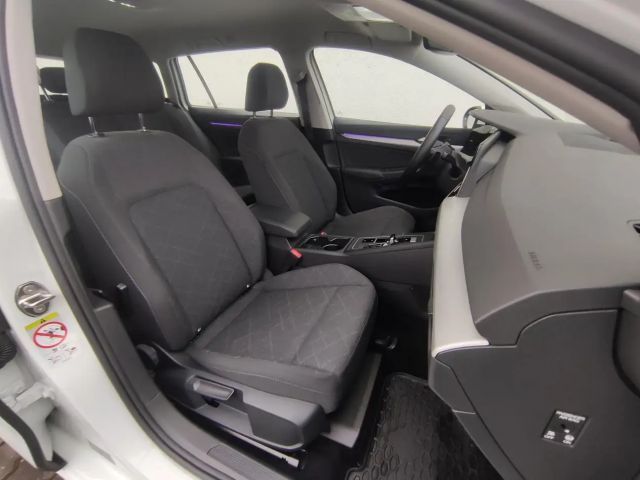 Volkswagen Golf DSG Life