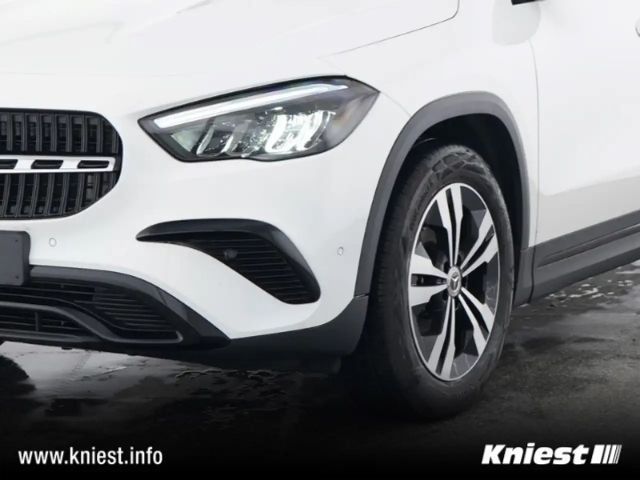 Mercedes-Benz GLA 200 Progressive