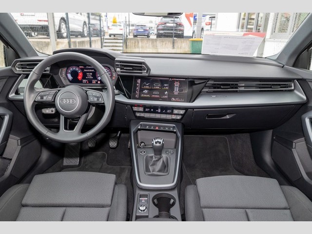 Audi A3 30 TFSI S-Line Sportback