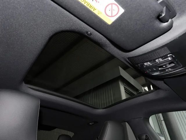 Mercedes-Benz CLA 200 AMG Line Coupé