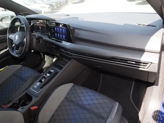 Volkswagen Golf IQ.Drive