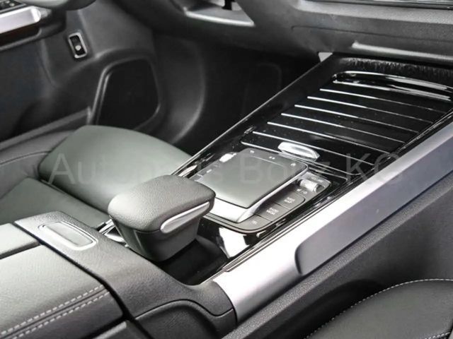 Mercedes-Benz GLB 250 AMG Line