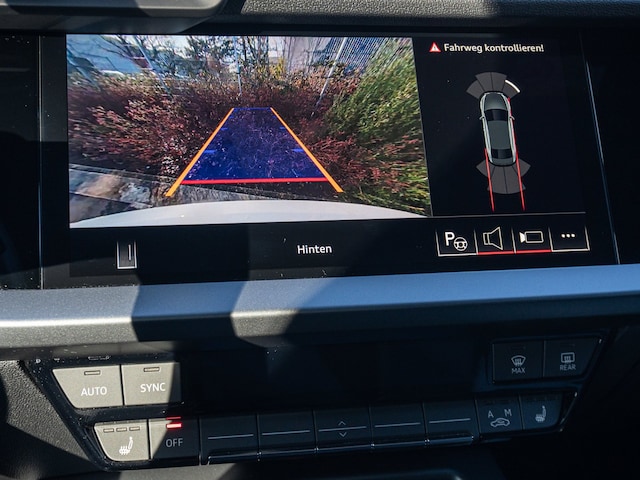 Audi A3 30 TFSI S-Tronic Sedan