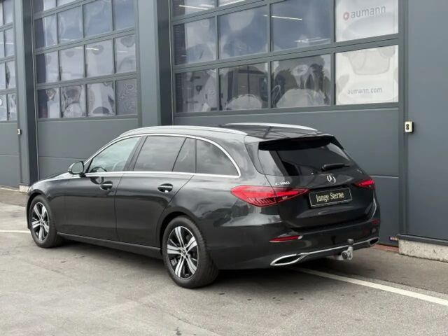 Mercedes-Benz C 180 AVANTGARDE