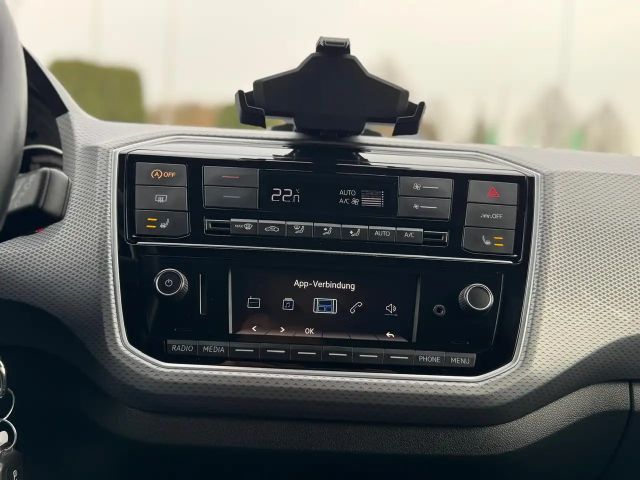 Volkswagen up! 1.0 MPI Active