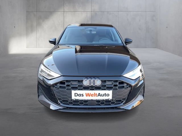 Audi A3 30 TFSI Sedan