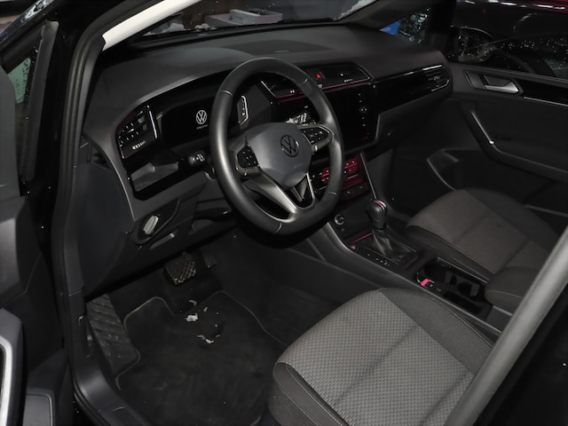 Volkswagen Touran 1.5 TSI DSG R-Line