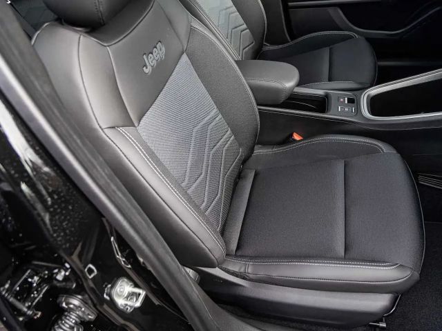 Jeep Avenger Altitude