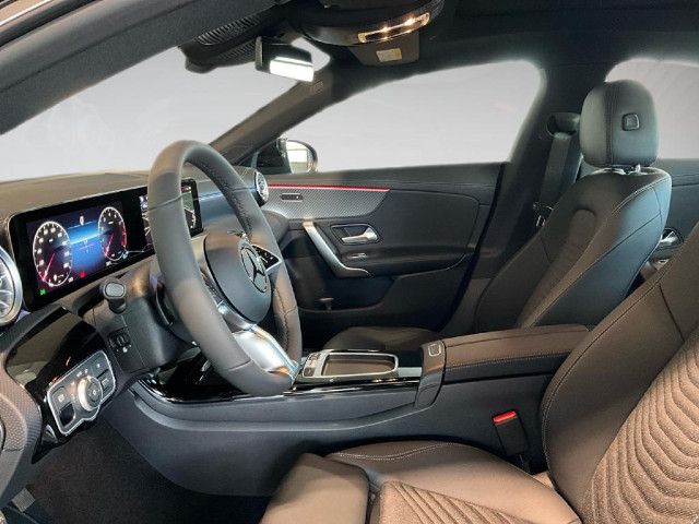 Mercedes-Benz CLA 180 Coupé