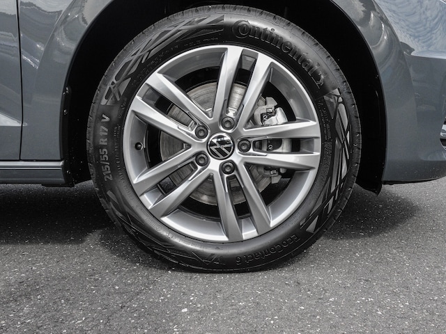 Volkswagen Touran 1.5 TSI DSG