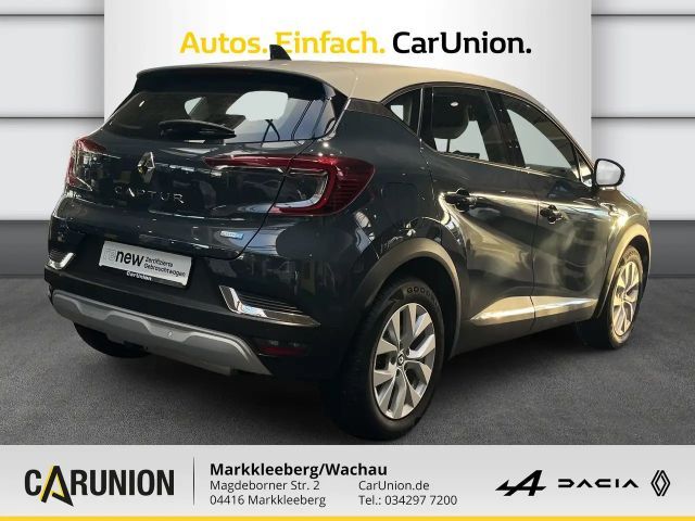 Renault Captur E-Tech Intens