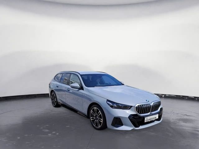 BMW 540 540d M-Sport Touring xDrive