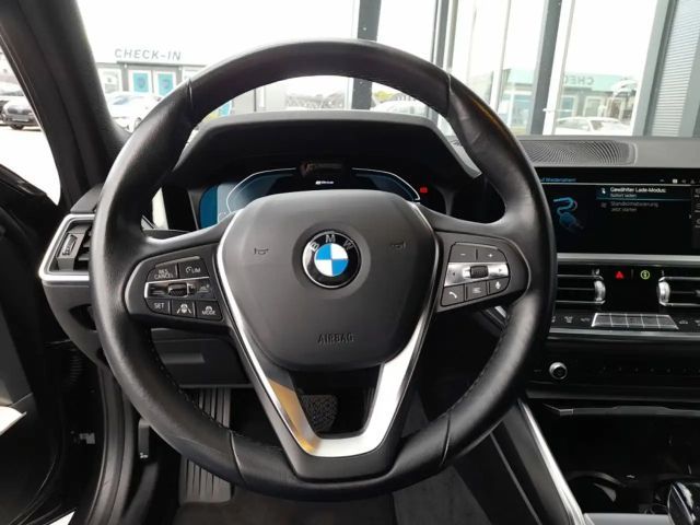 BMW 330 330e Sport Line Touring