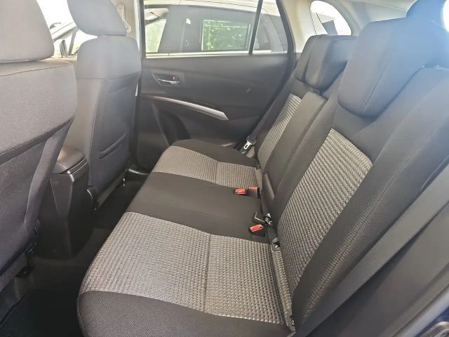 Suzuki S-Cross NAVI*LED*START/STOP*KAMERA*SPURVERLASSEN