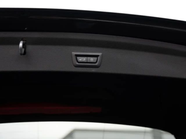 BMW 120 120d M-Sport Sedan