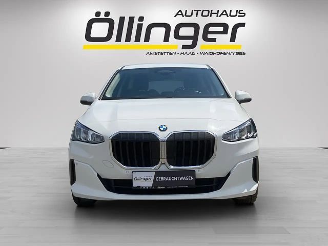 BMW 218 218d Active Tourer Sedan