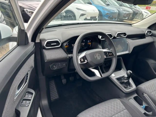 MG ZS Standard range