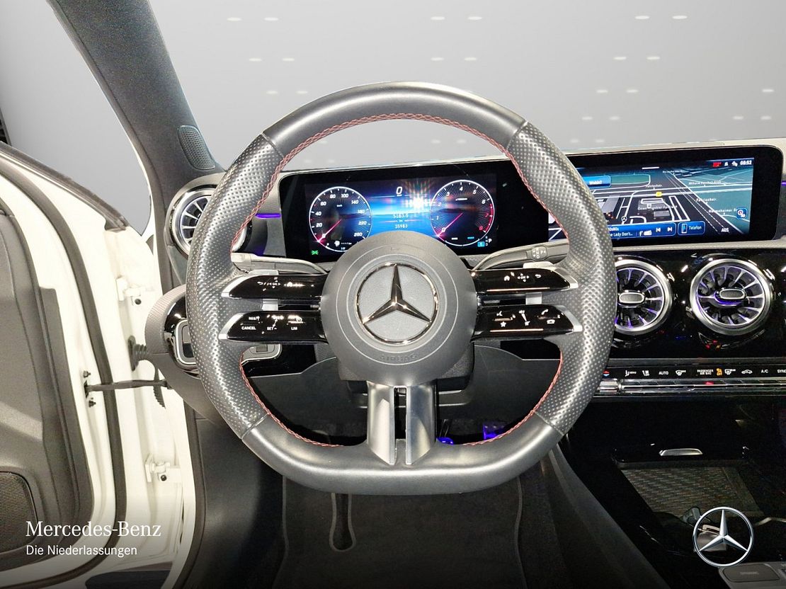 Mercedes-Benz A 250 4MATIC AMG Line