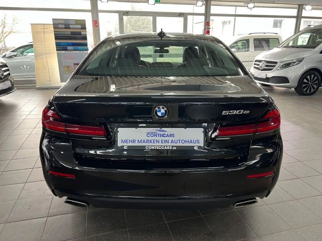 BMW 530 530e Sedan