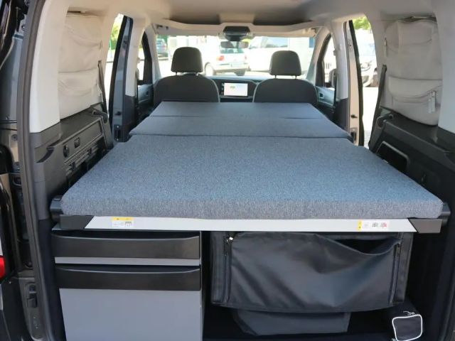 Volkswagen Caddy California