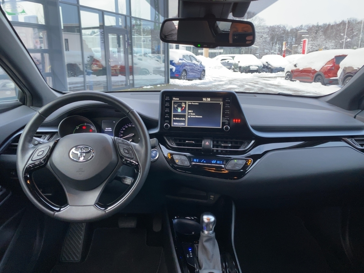 Toyota C-HR 5-deurs Plus