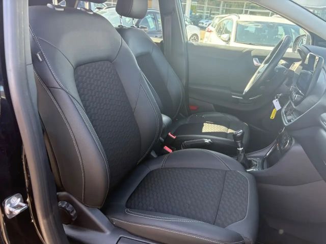 Ford Puma EcoBoost Titanium