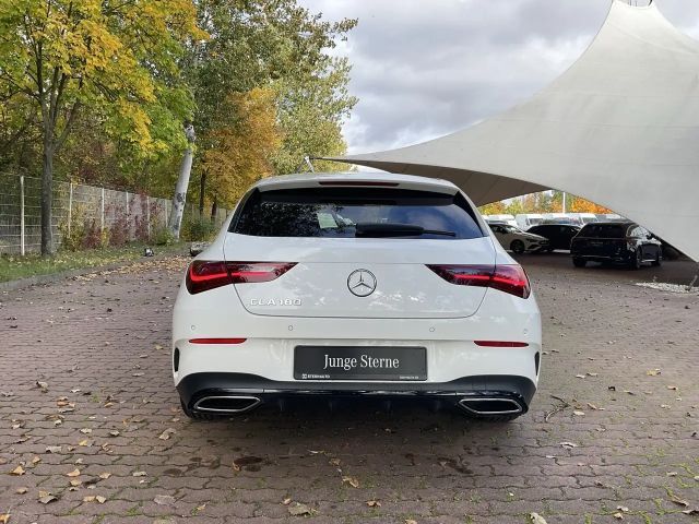 Mercedes-Benz CLA 180 AMG Line Shooting Brake
