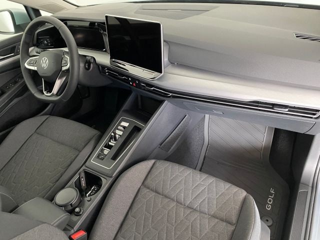 Volkswagen Golf 1.5 eTSI DSG Life