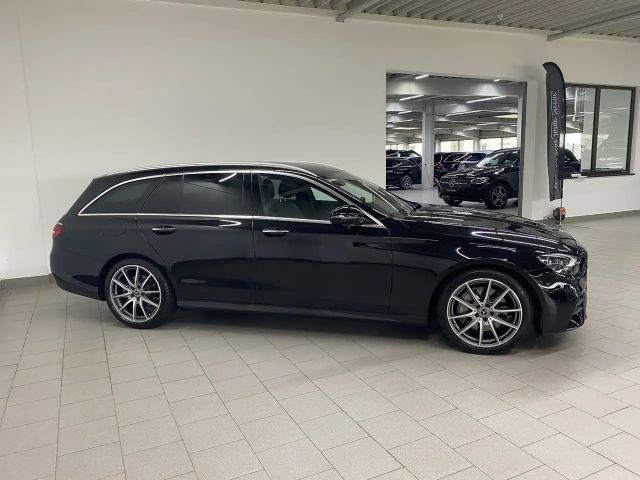 Mercedes-Benz E 220 AMG Line E 220 d Estate