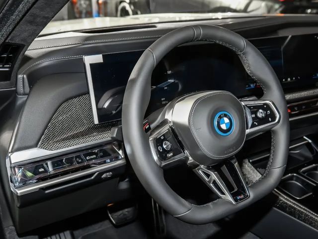 BMW i7 M-Sport Sedan