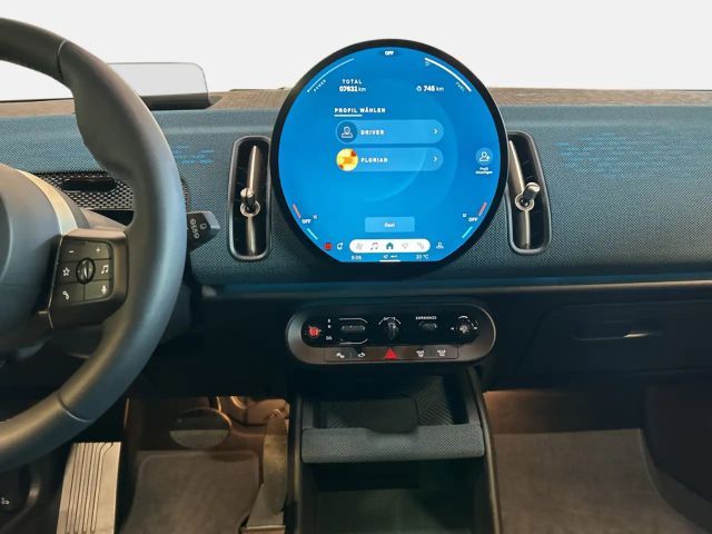 MINI Cooper Countryman Countryman C Essential Trim