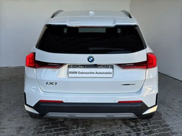 BMW iX1 xDrive30