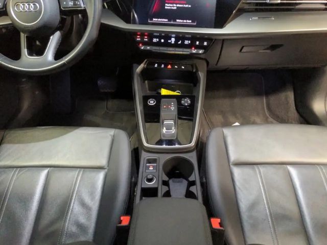 Audi A3 30 TFSI S-Tronic Sedan Sportback